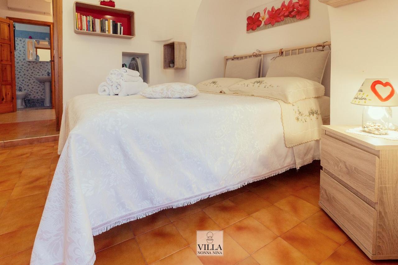 Villa Nonna Nina By La Puglia In Un Trullo Locorotondo Exterior photo