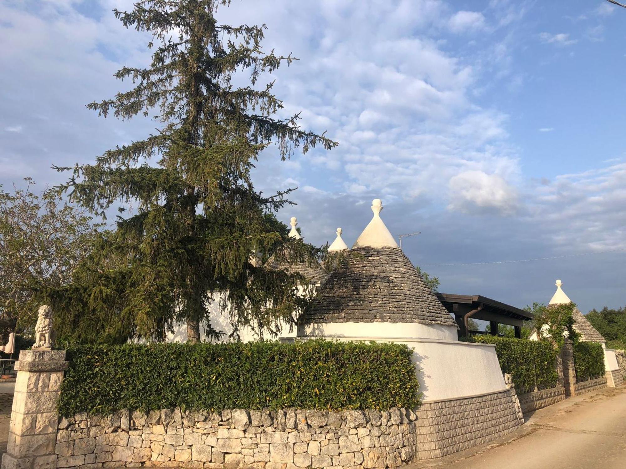 Villa Nonna Nina By La Puglia In Un Trullo Locorotondo Exterior photo